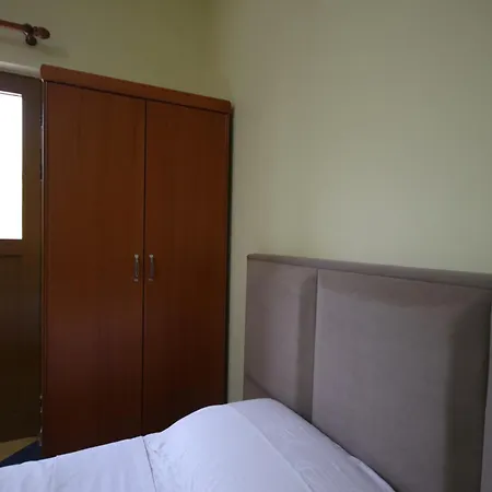 Bajrami Lejlighedshotel *