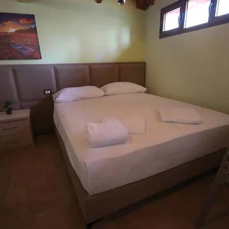 Hotel apartamentowy Bajrami 3*