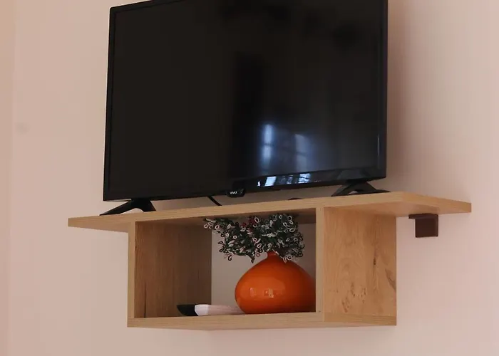 Bajrami Apartmanhotel 3*